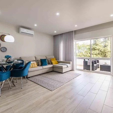 Апартаменты Casa Santa Maria - Sea View - 500m From The - Wifi Албуфейра